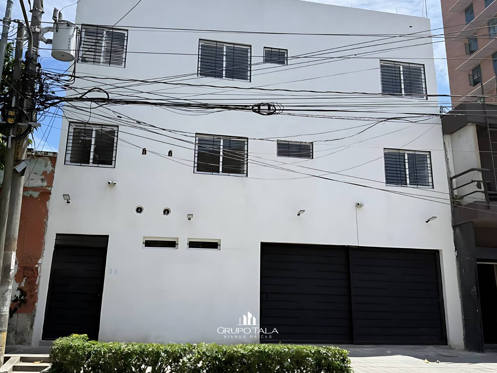 Edificio en renta en zona 4, 4 Grados Norte
