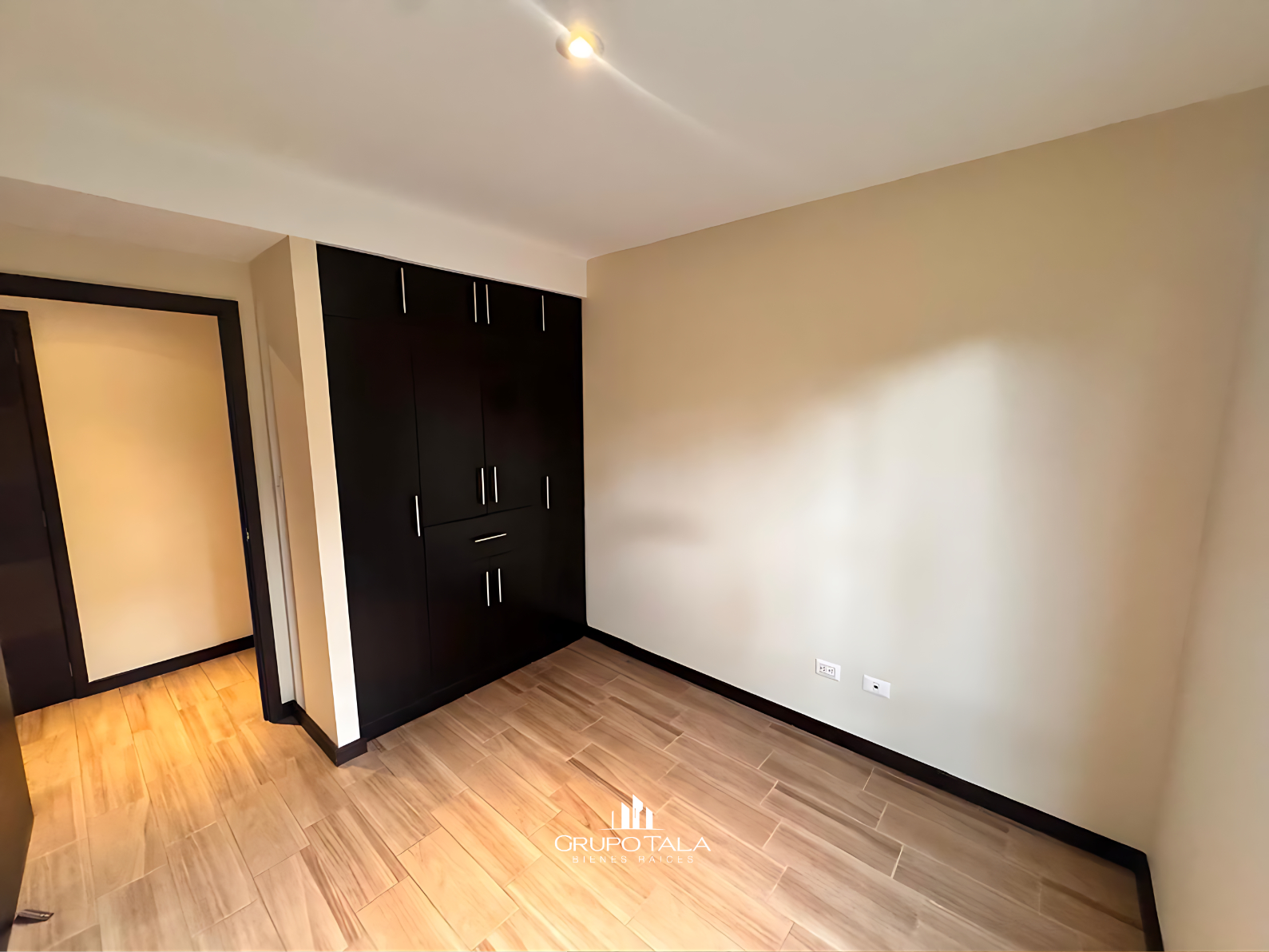 Apartamento en venta en zona 15, Vista Hermosa 1, Agora - Miniatura 9