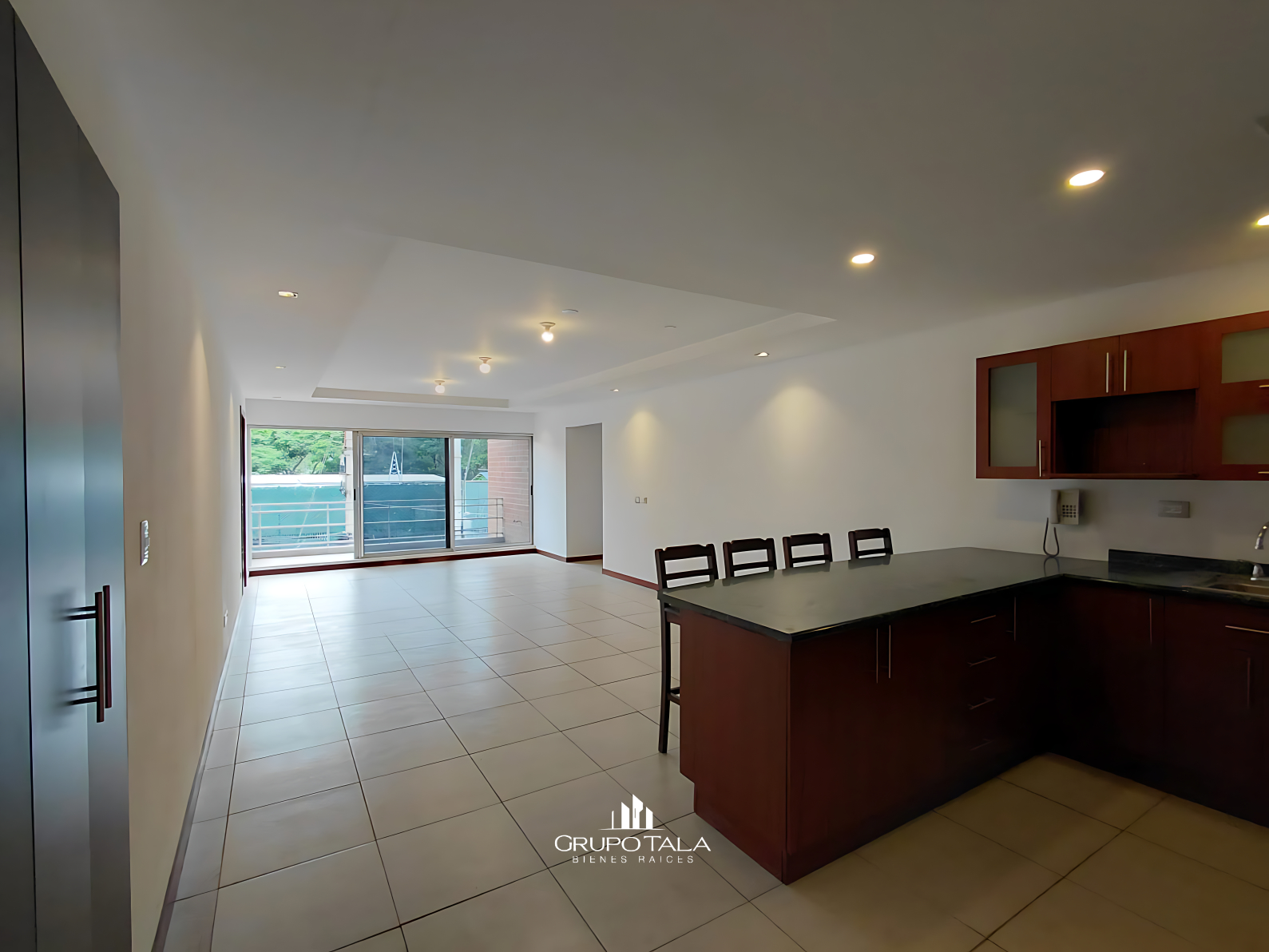 Apartamento en venta en zona 10, Alandra - Miniatura 3