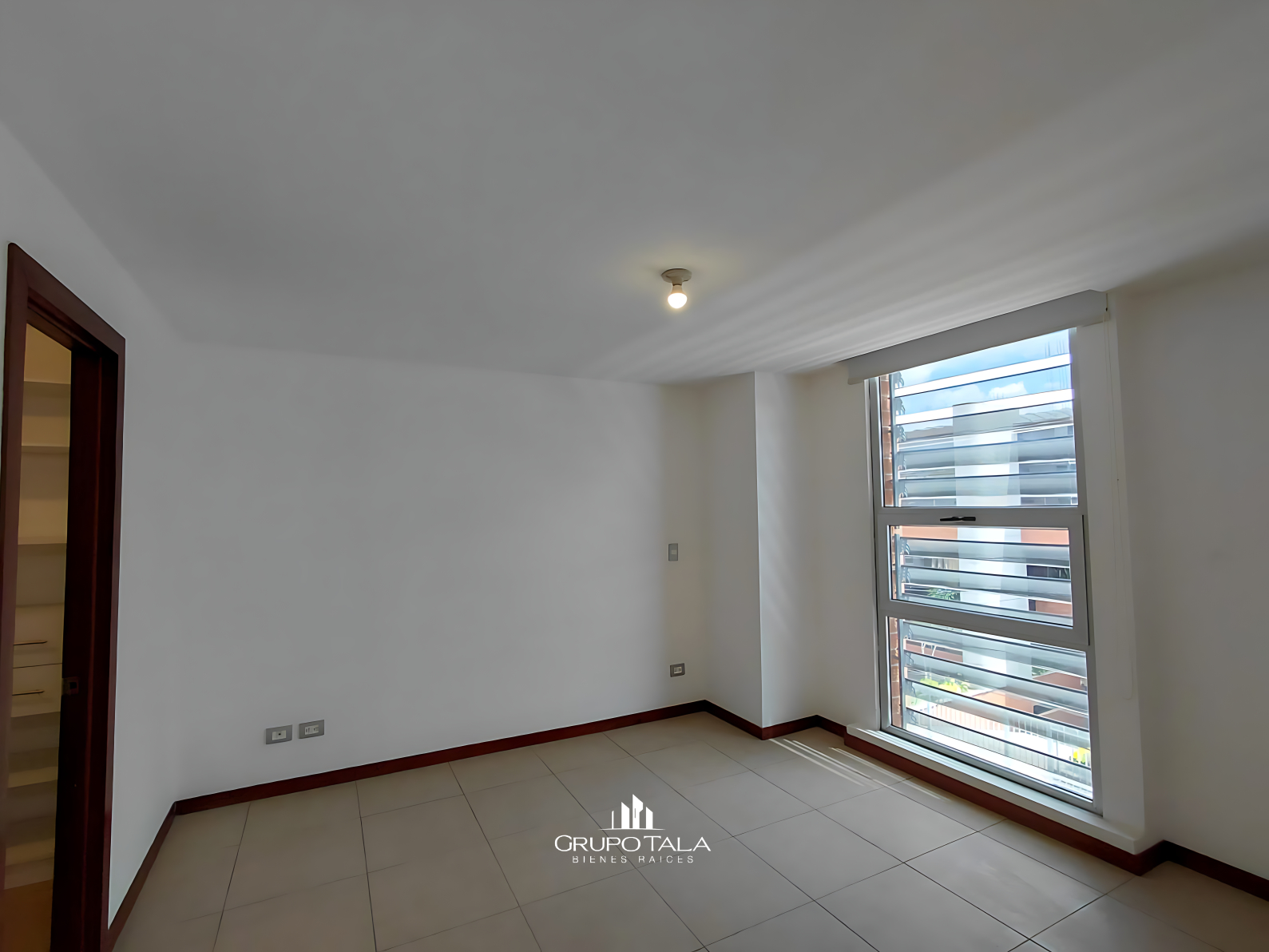 Apartamento en venta en zona 10, Alandra - Miniatura 5