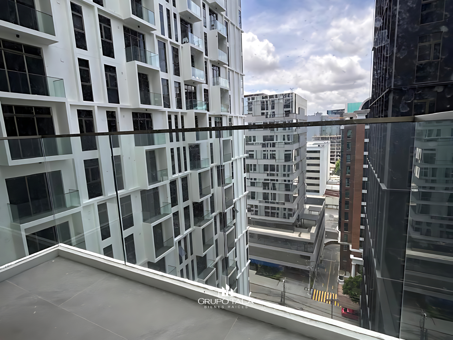 Apartamento en renta en zona 10, Atarah - Miniatura 18