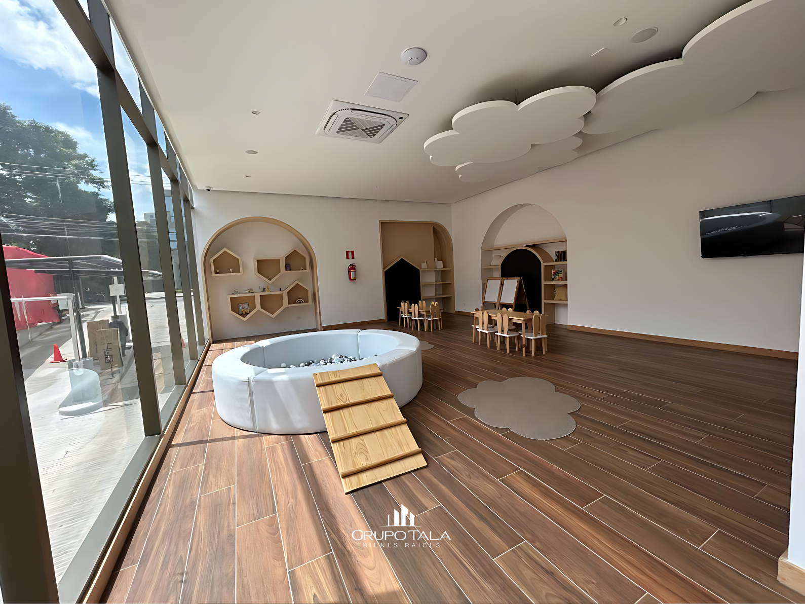 Apartamento en renta en zona 10, Atarah - Miniatura 6