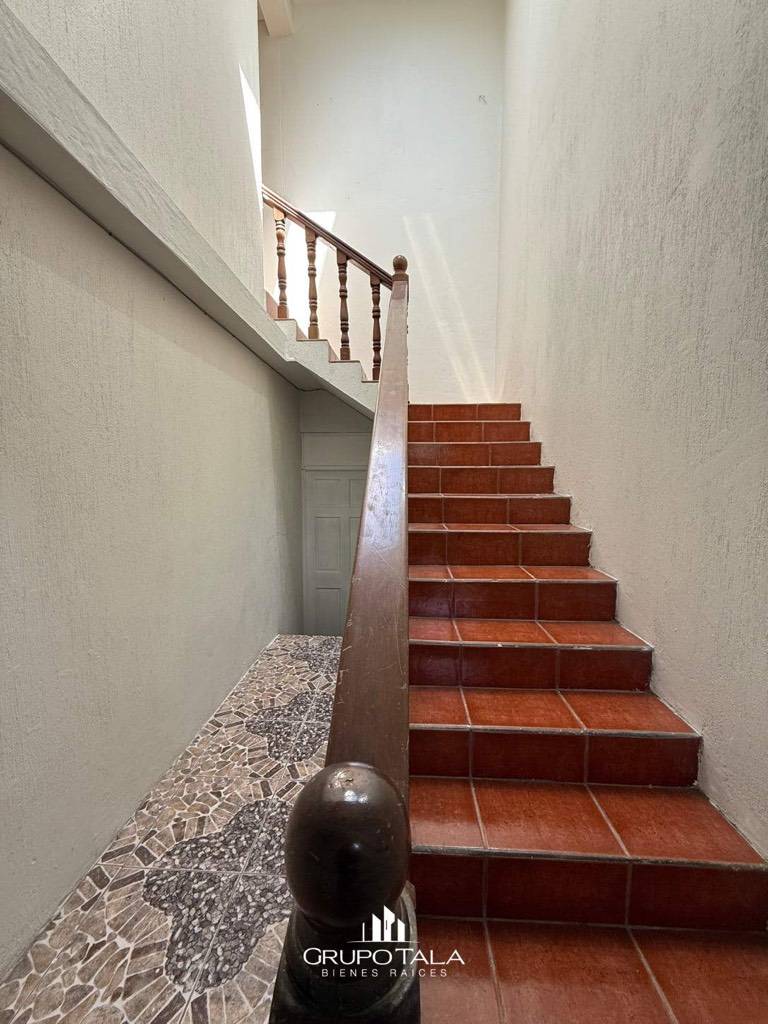 Apartamento en Renta zona 16 Monte Solar - Miniatura 6