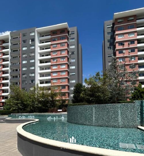 Apartamento en Renta zona 14,  Segheria