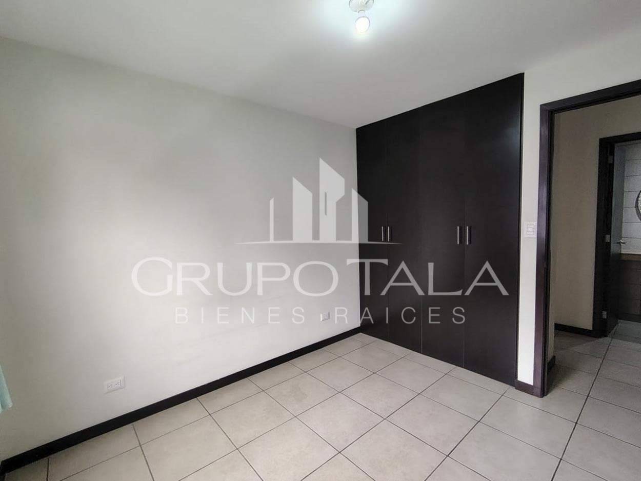 Apartamento en Venta Torre Barcelona, zona 9 - Miniatura 6