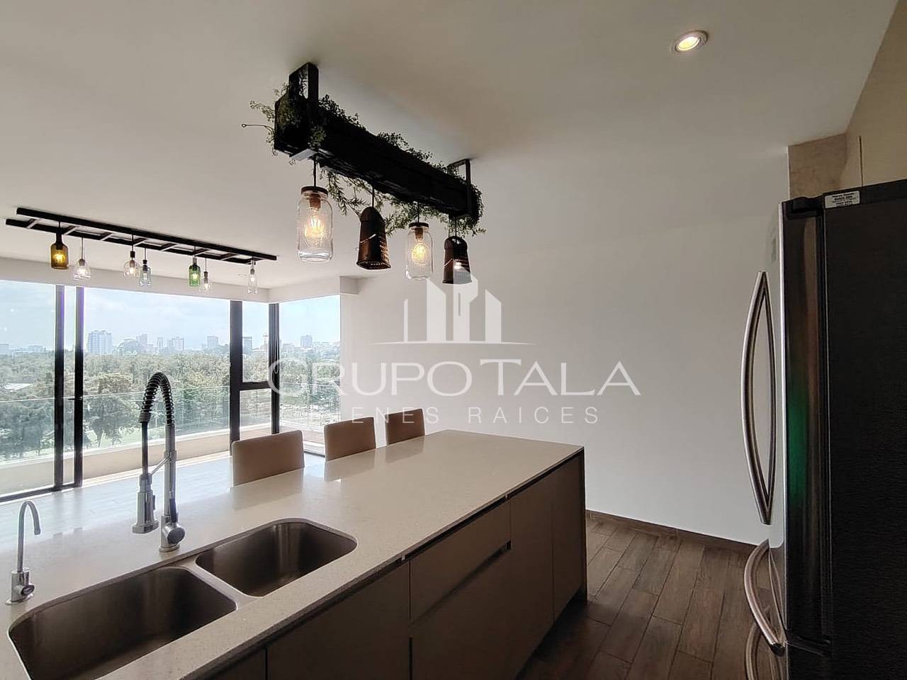 Apartamento en Venta Zona 15 - Image 2