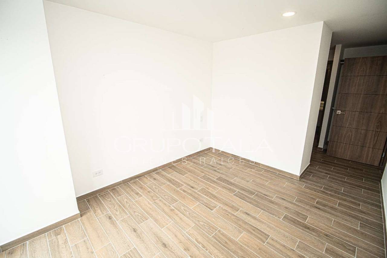 Apartamento en venta Parque 14 - Image 3
