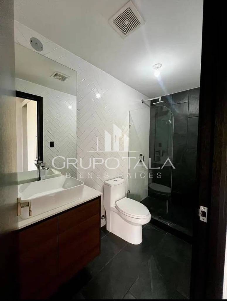 Apartamento en venta Zona 10 - Image 3