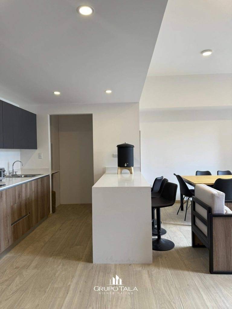 Apartamento en venta cerca de Oakland Mall, Zona 10 - Image 5