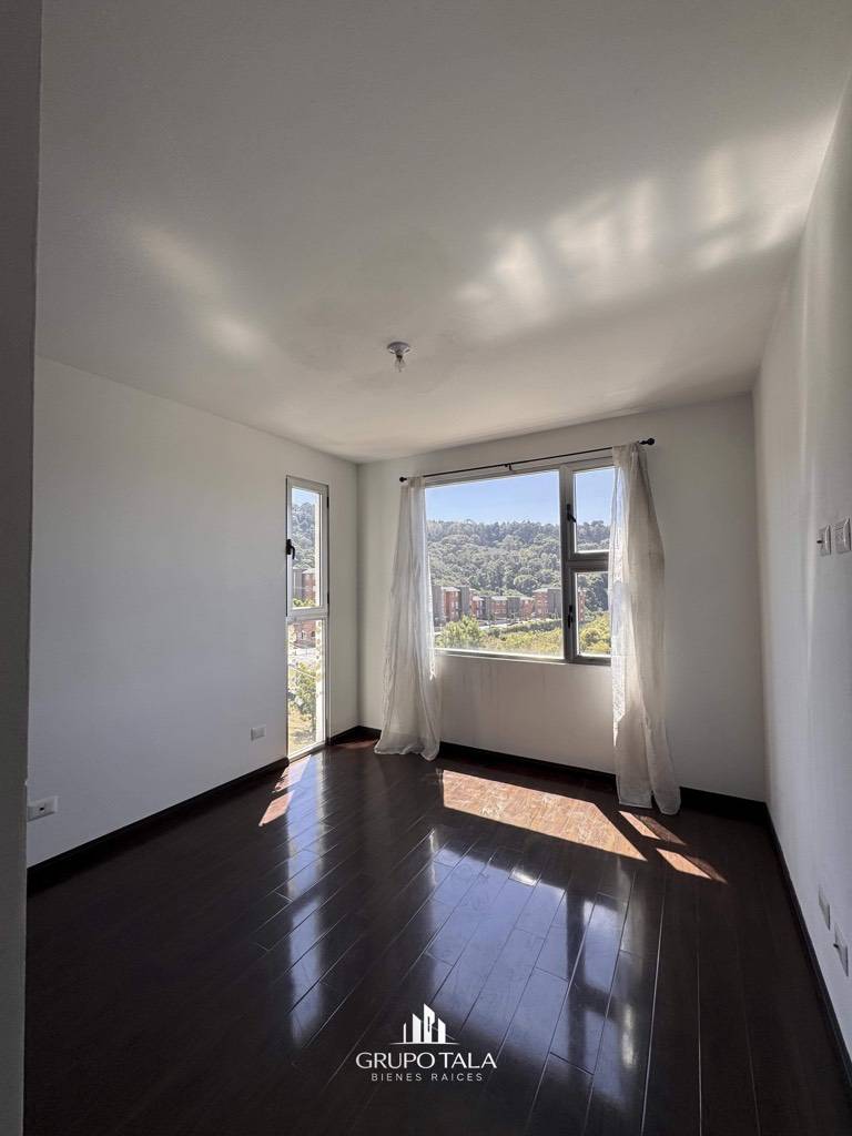 Apartamento en Venta zona 16, Nueva Caledonia - Image 5