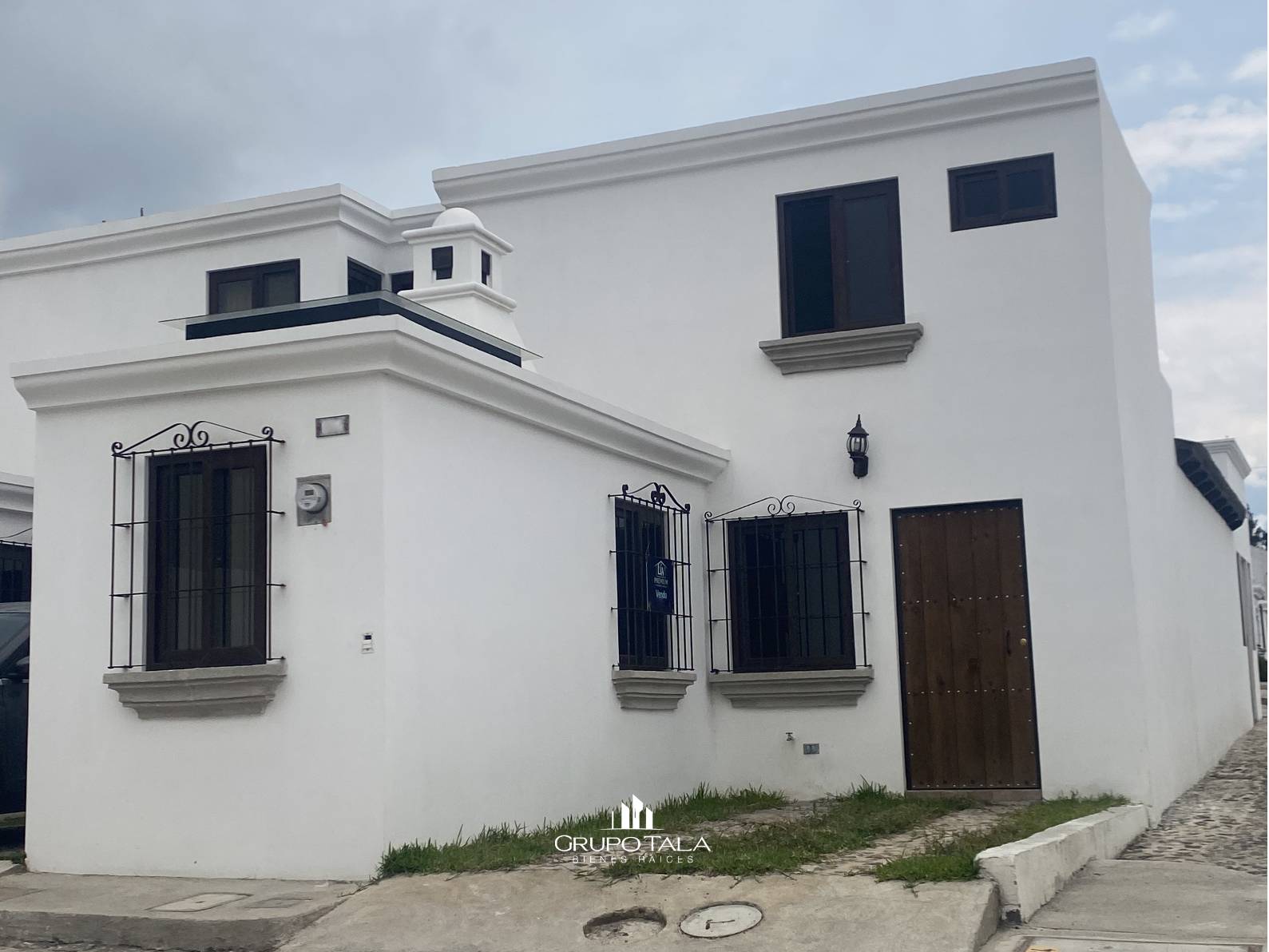 Casa en venta en Antigua Guatemala, Barrio San Miguel - Image 1