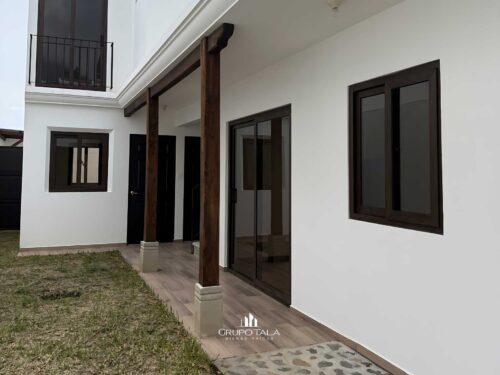 Casa en venta en San Pedro Las Huertas, Barrios Coloniales