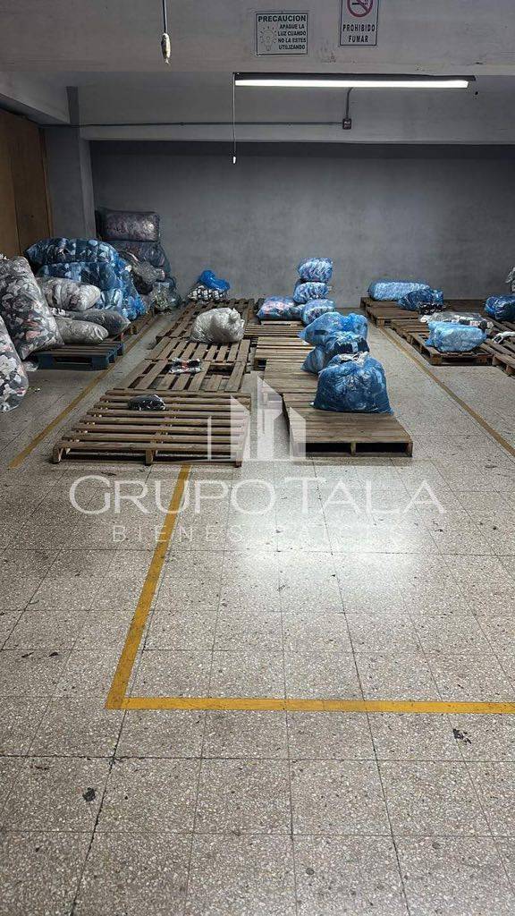 Bodega en renta en Calzada San Juan - Image 5