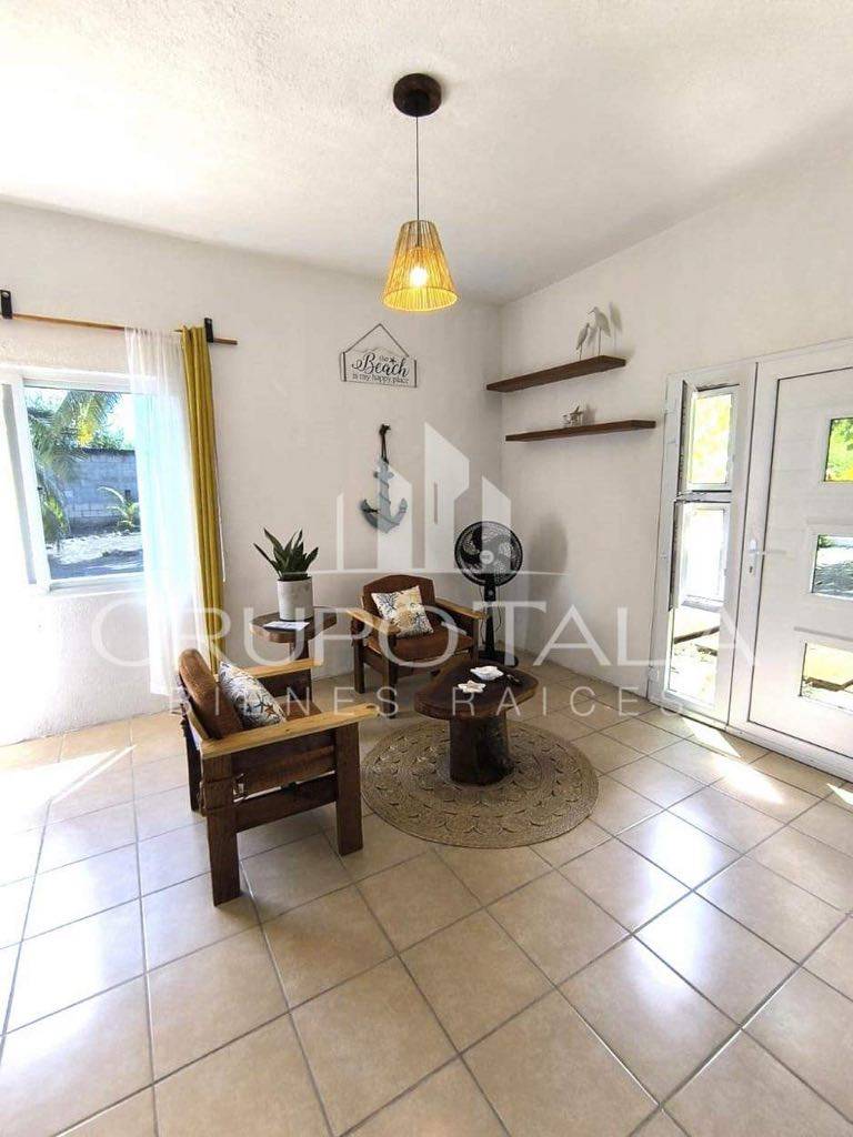 CASA EN VENTA CARRETERA A MONTERRICO - Image 3