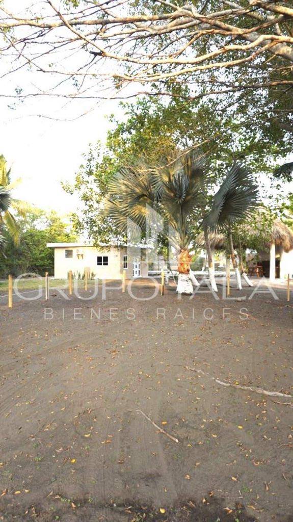 CASA EN VENTA CARRETERA A MONTERRICO - Image 5