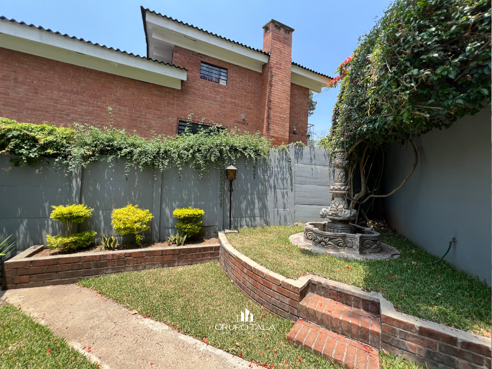 Casa en venta en zona 10 - Image 4