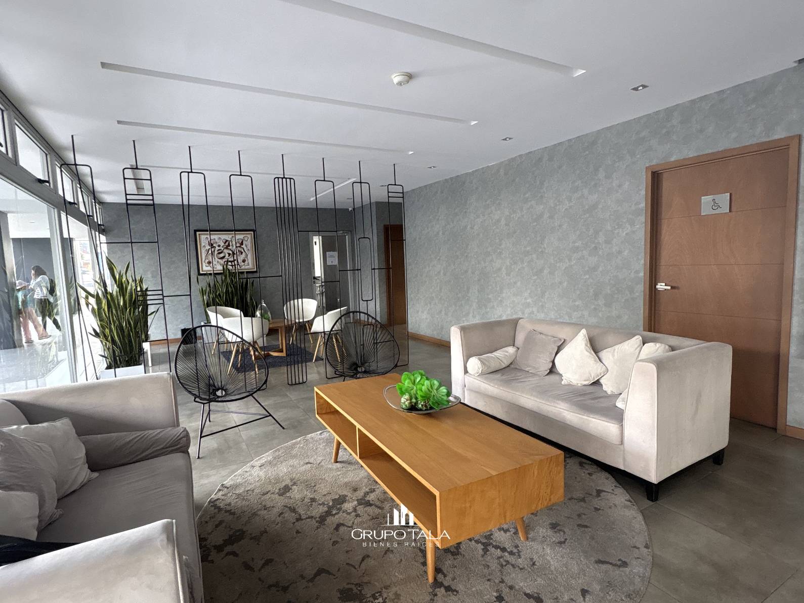 Apartamento en venta en zona 10, Edificio City Haus - Image 2