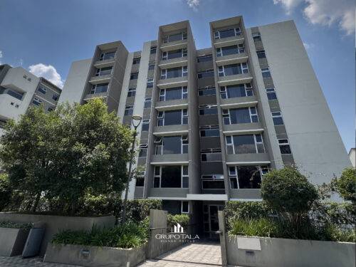 Apartamento en venta en zona 4 de Mixco en Condominio Alegria