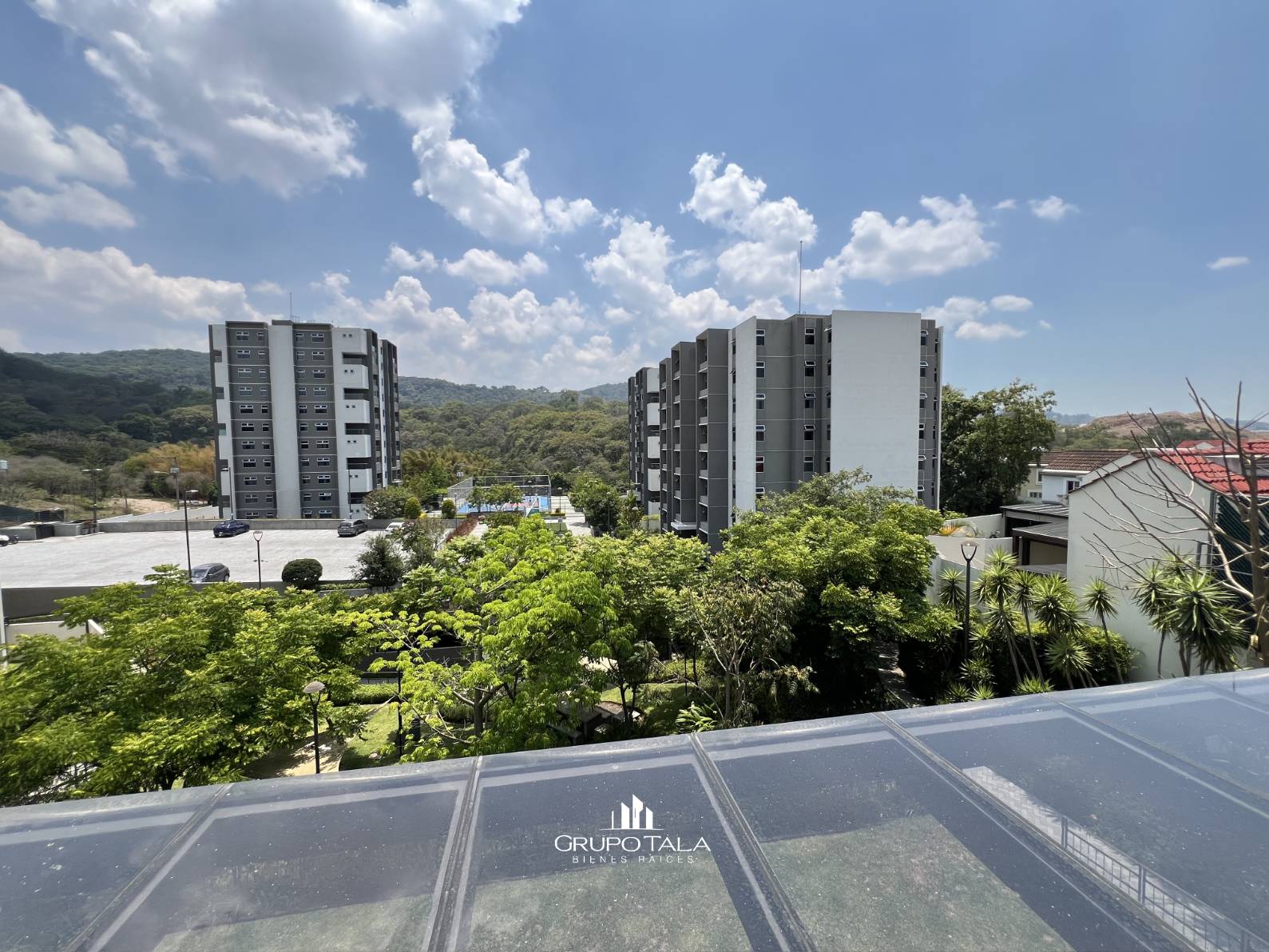Apartamento en venta en zona 4 de Mixco en Condominio Alegría - Miniatura 14