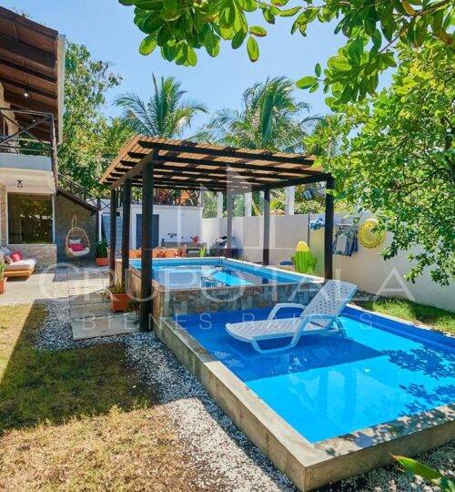 Casa amueblada en venta Aldea Hawaii Monterrico