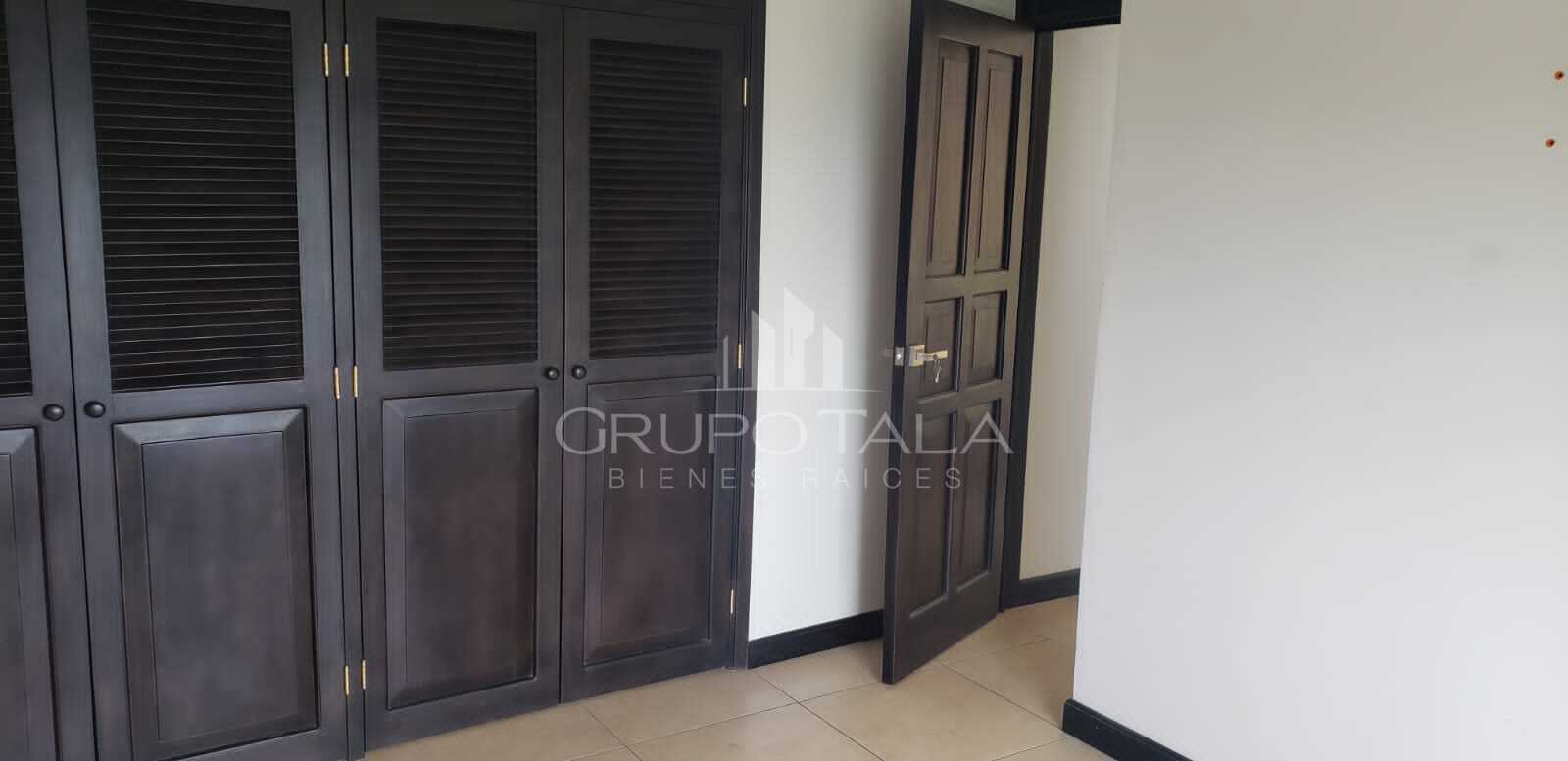 Casa en venta, Condominio La Mirada, CAES - Image 2
