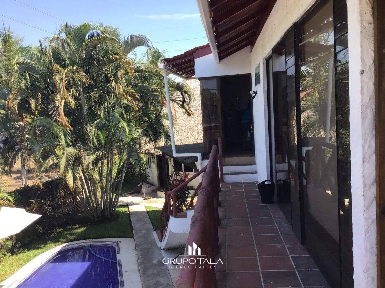 Casa en venta Monterrico Tortuga Laguna - Image 3