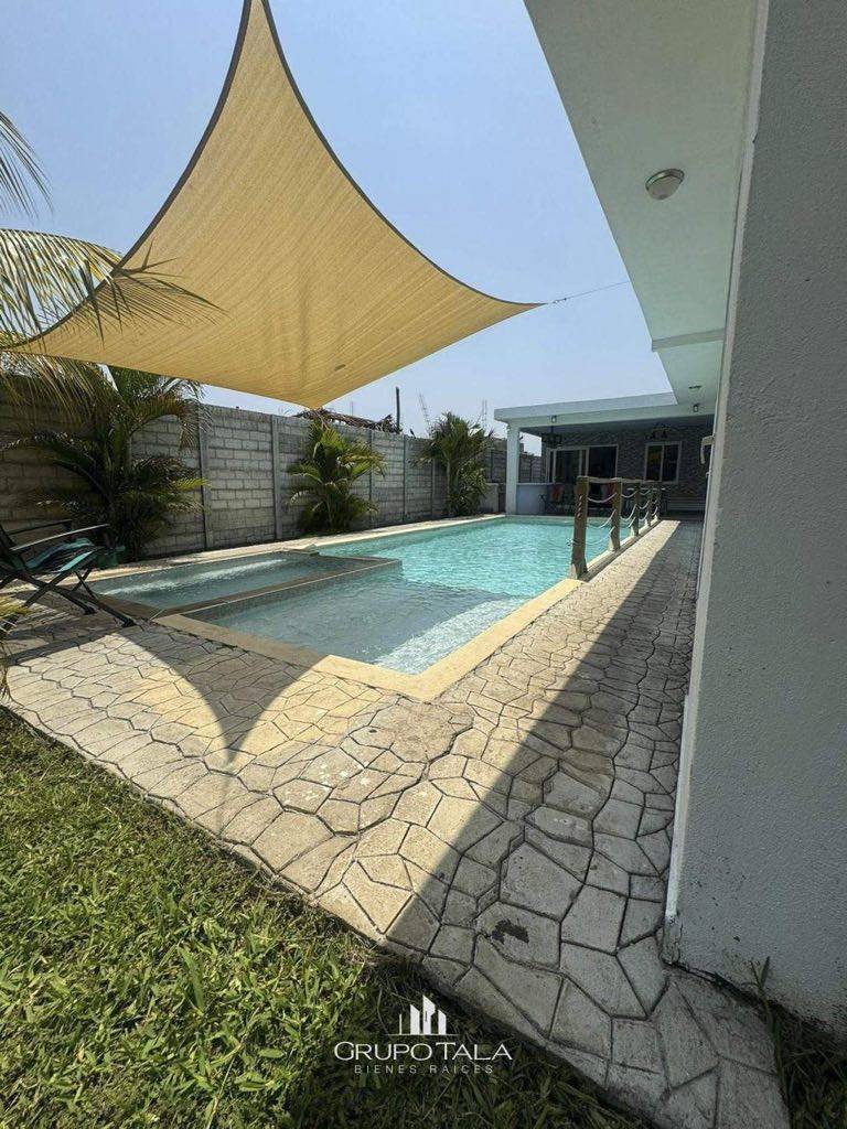 Chalet en Venta en Monterrico - Image 1