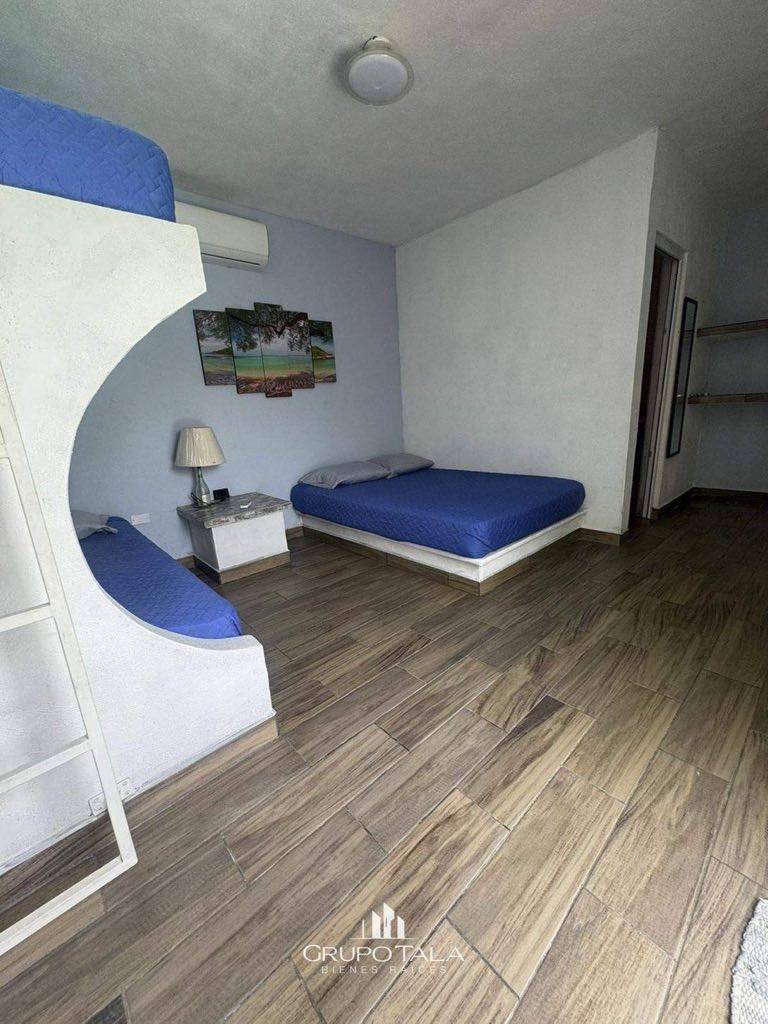 Chalet en Venta en Monterrico - Image 3