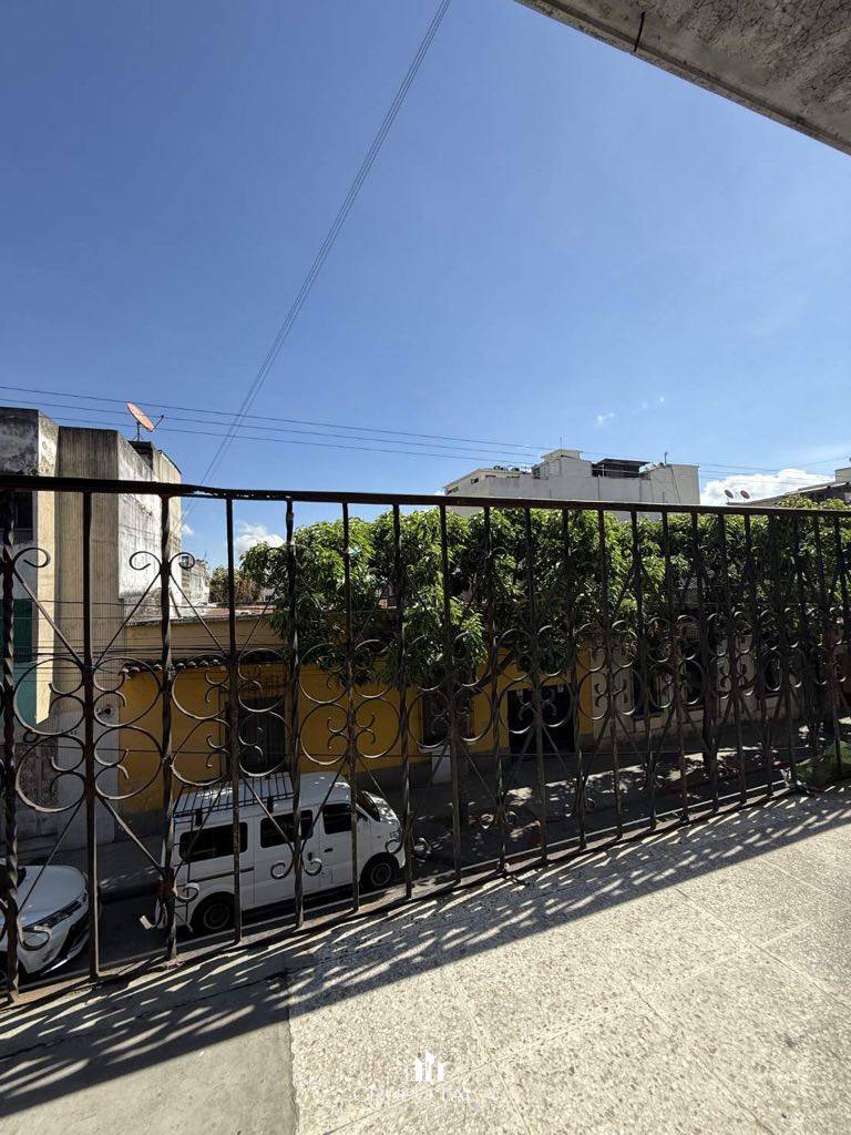 Edificio en venta Zona 1 - Image 2