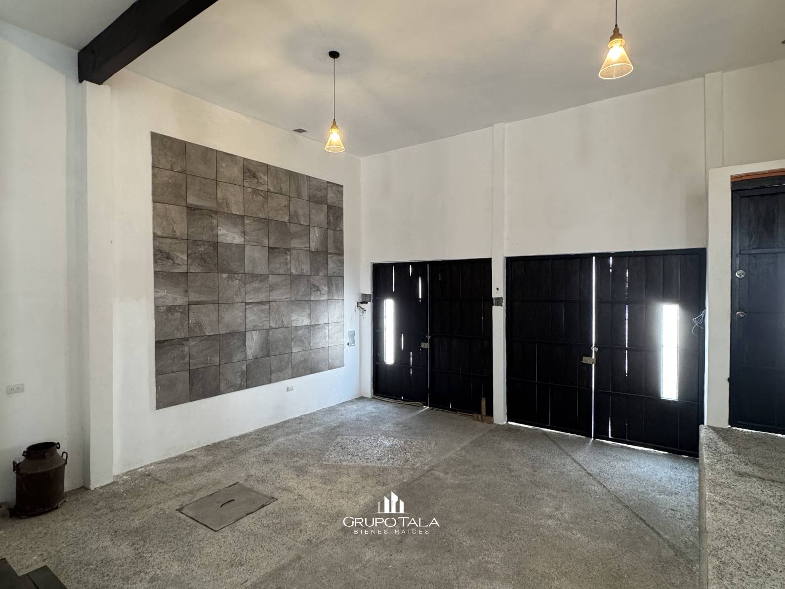 Casa en venta en Hacienda del Comendador, Antigua Guatemala - Image 2