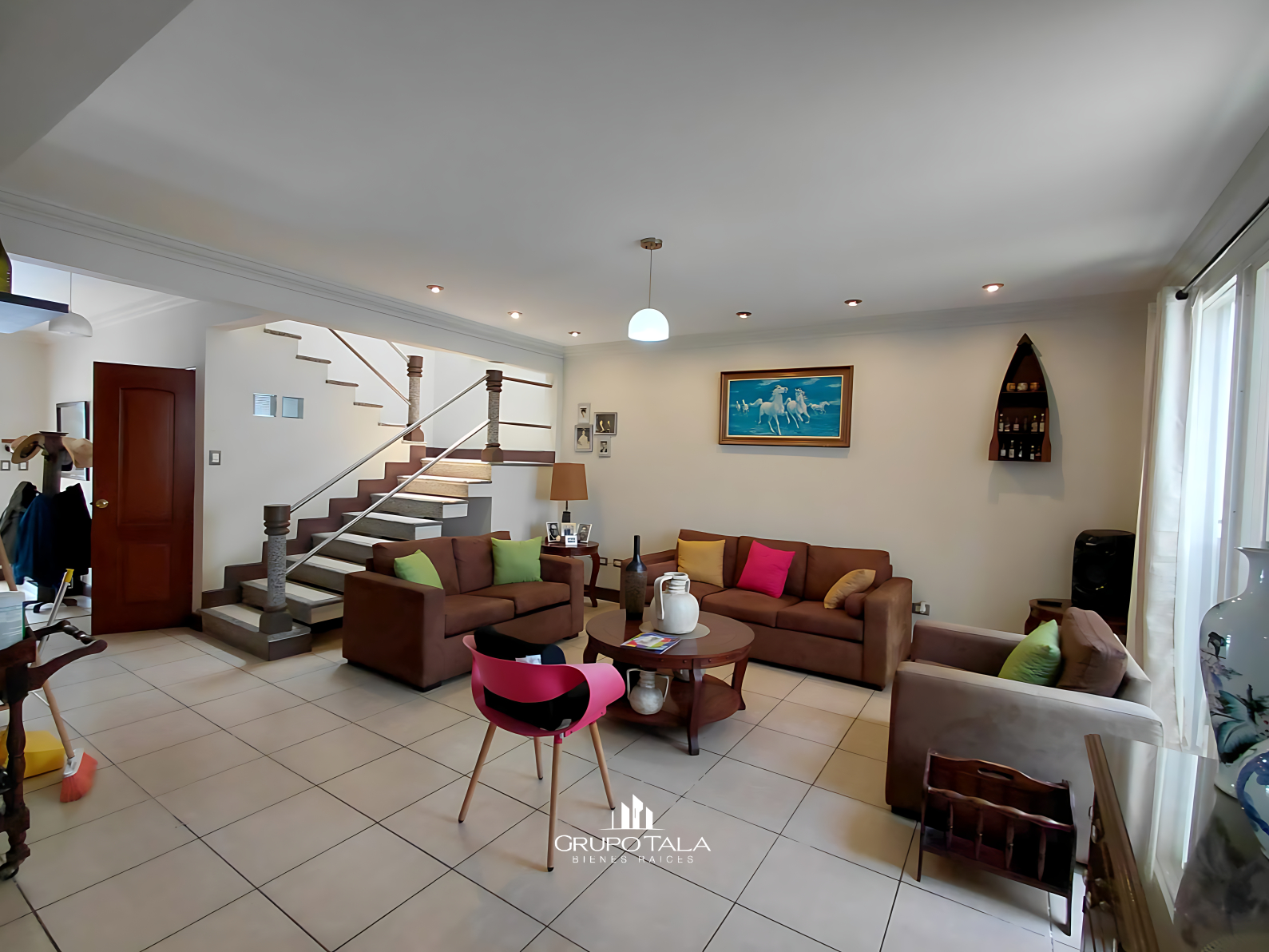 Casa en venta en zona 16, Hacienda Real - Miniatura 3