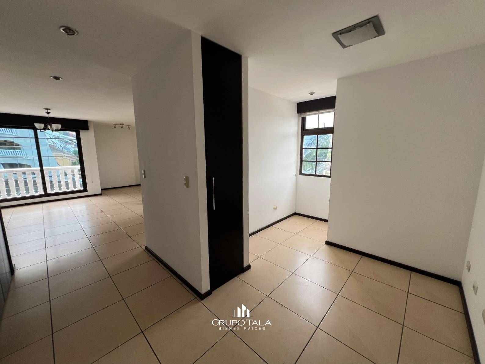 Apartamento en renta en zona 10, Edificio La Madeleine - Miniatura 7