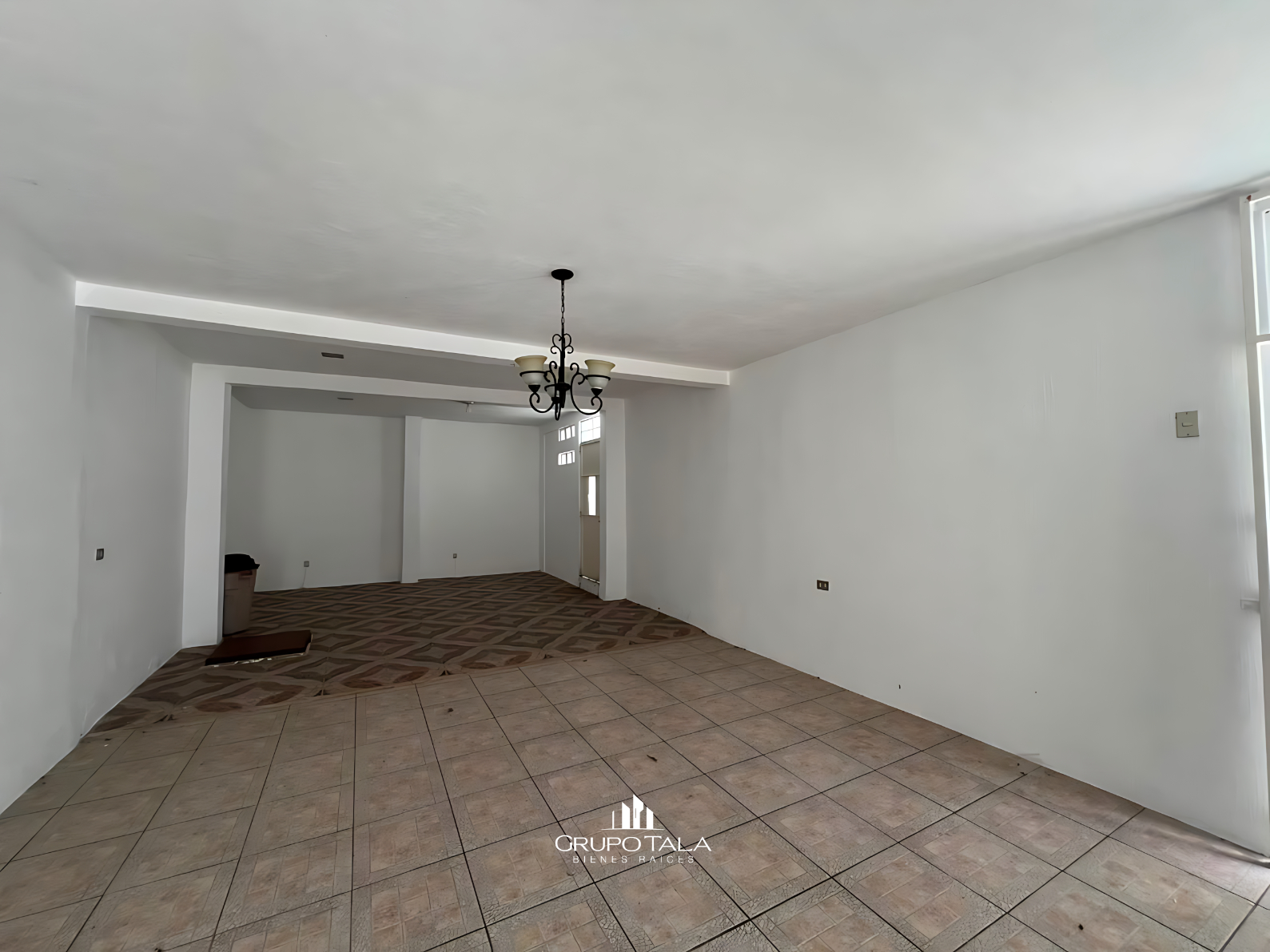 Casa en venta en zona 8 de Mixco, Las Orquideas - Miniatura 8