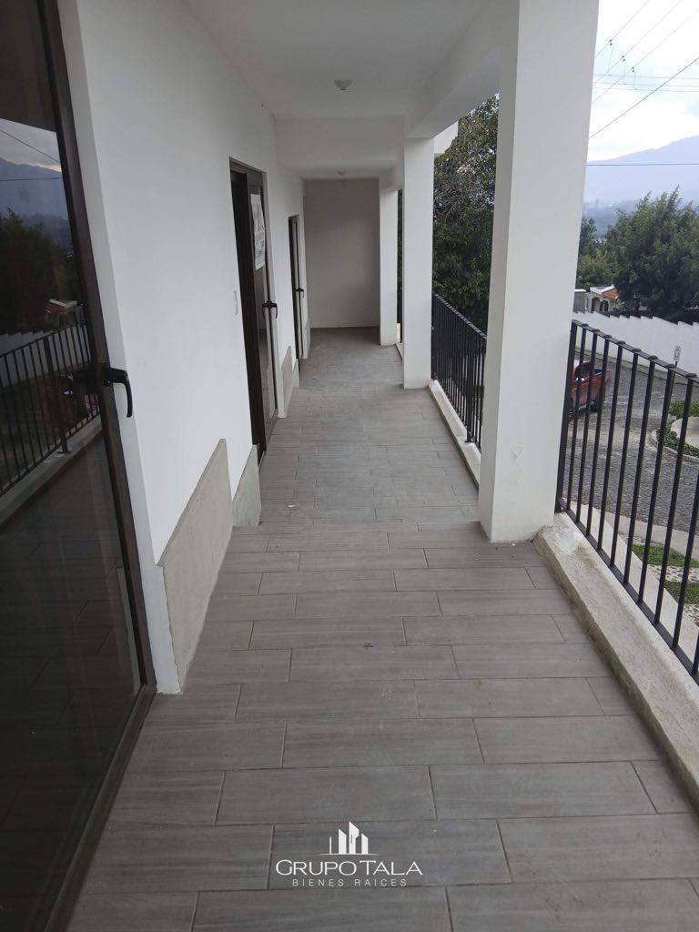 Local en Venta Barrio Las Campanas - Miniatura 3