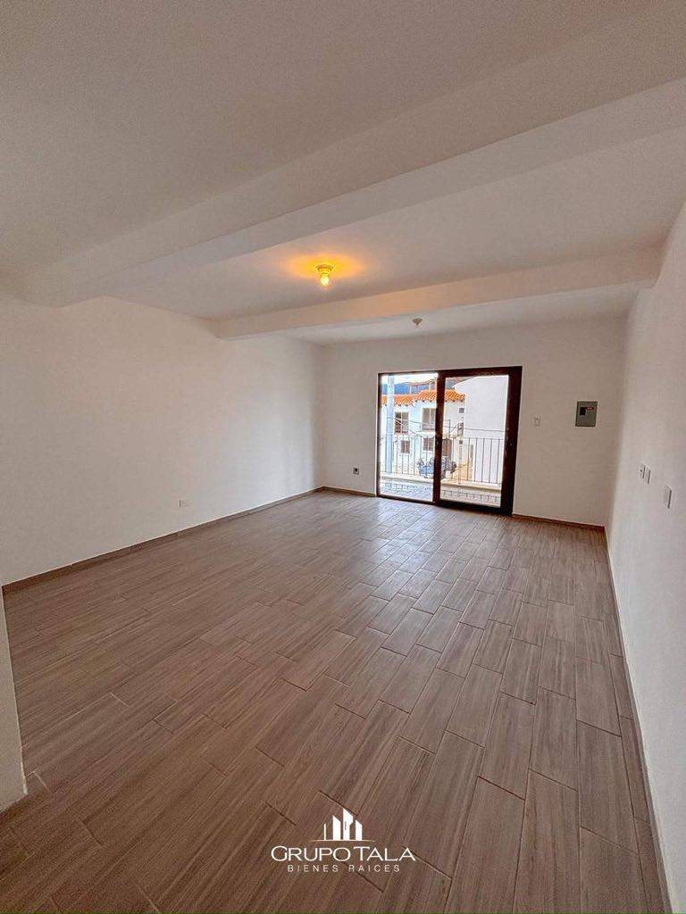 Local en Venta Barrio las Campanas - Miniatura 7