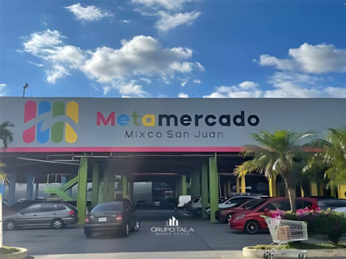 Local en venta sobre Calzada San Juan, Centro comercial Metamercado