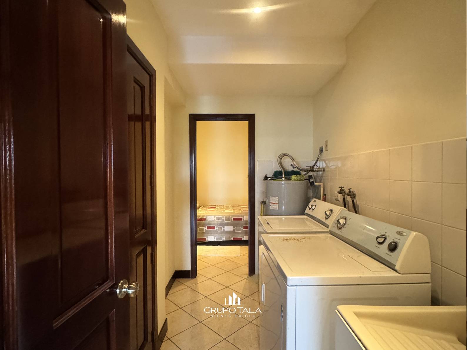 Apartamento en renta en zona 10, Edificio Milenia - Miniatura 12
