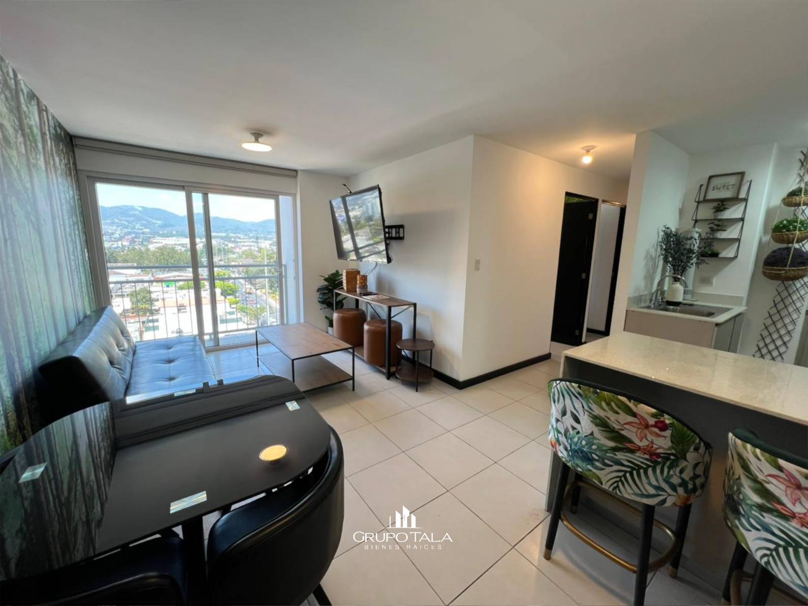 Apartamento amueblado en venta zona 7, Museo San Mateo - Image 3