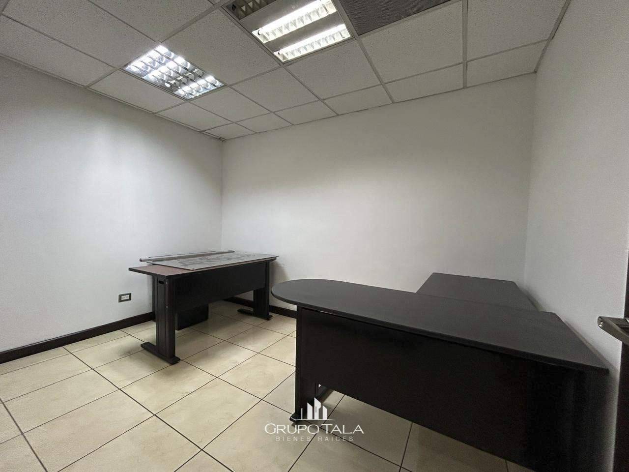 Oficina en Renta Dubai Center - Image 3