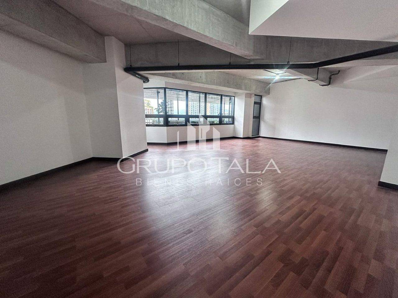 Oficina en Renta en Edificio Séptimo - Image 4