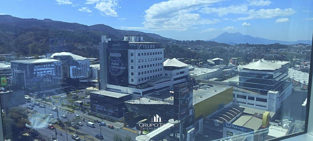 Oficina en renta, Edificio Zona Pradera zona 10 - Image 1