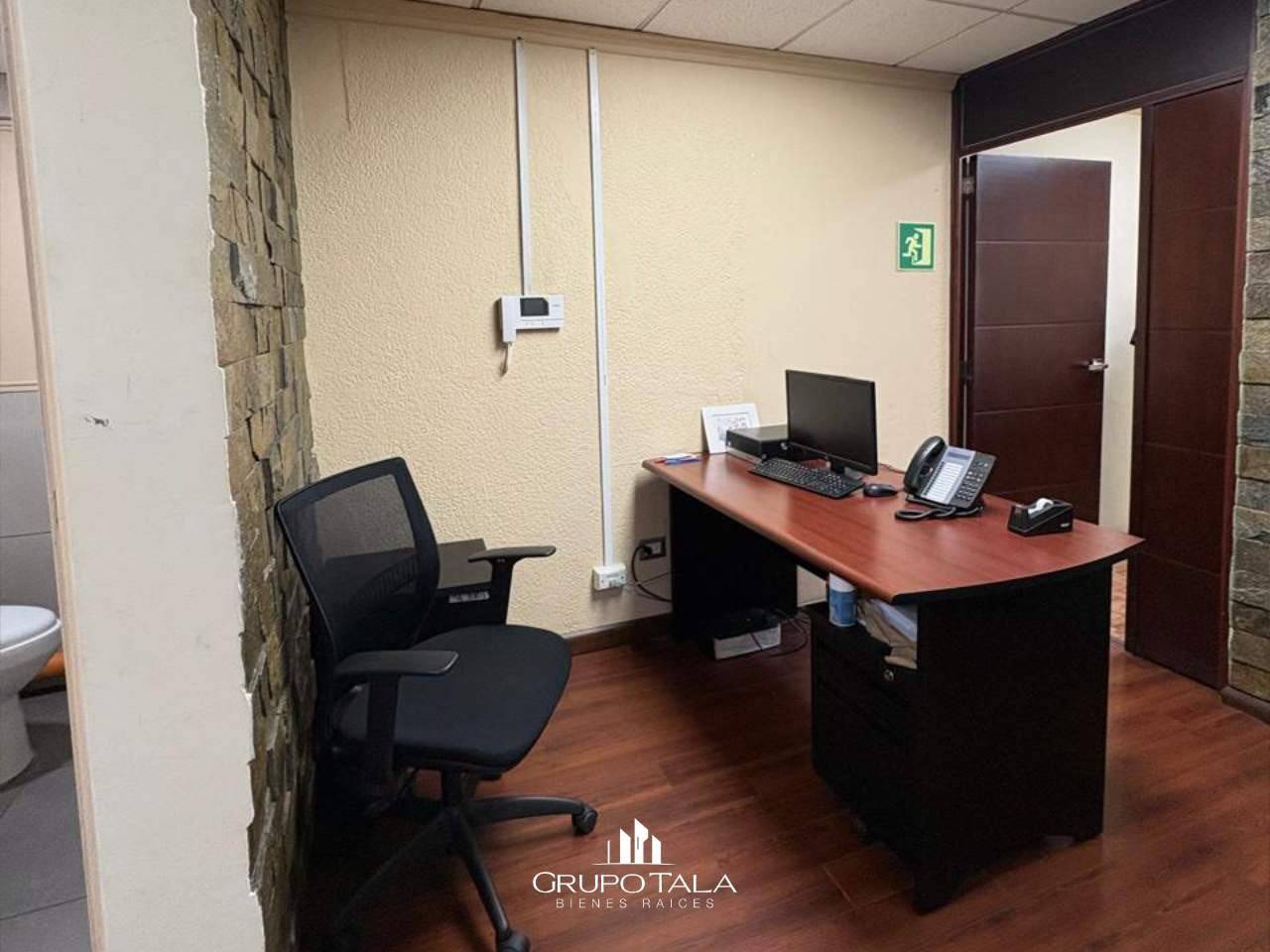 Oficina en venta, Edificio Torre Azul, zona 9 - Image 5