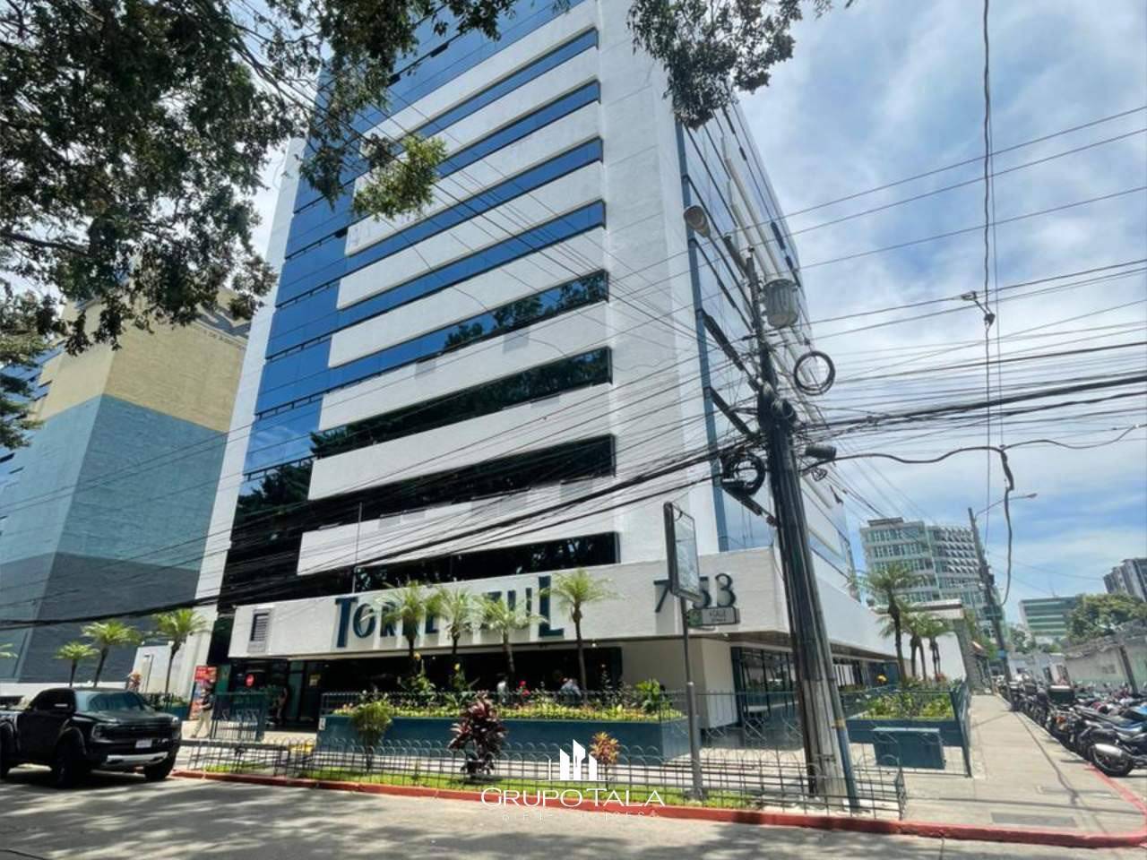 Oficina en venta, Edificio Torre Azul, zona 9 - Image 1