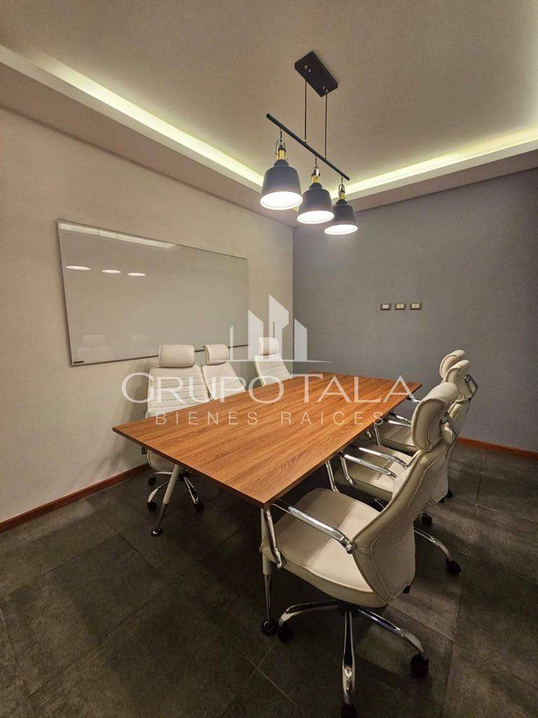 Oficina en venta en Zona Pradera - Image 1