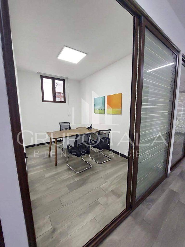 Oficinas en renta Zona 16, Cayala - Image 1