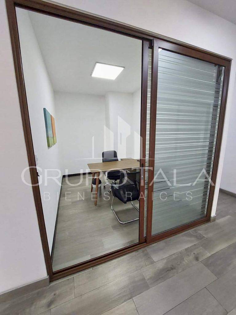 Oficinas en renta Zona 16, Cayala - Image 4