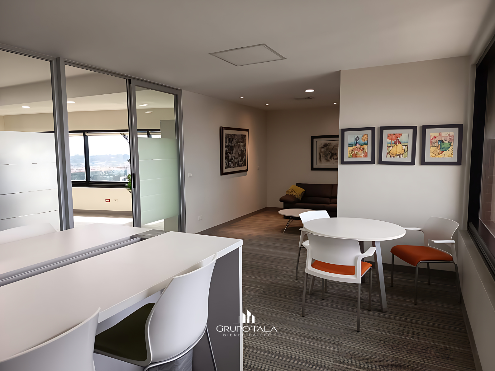 Oficina en renta en zona 10, Pent-house reconocido edificio - Image 4