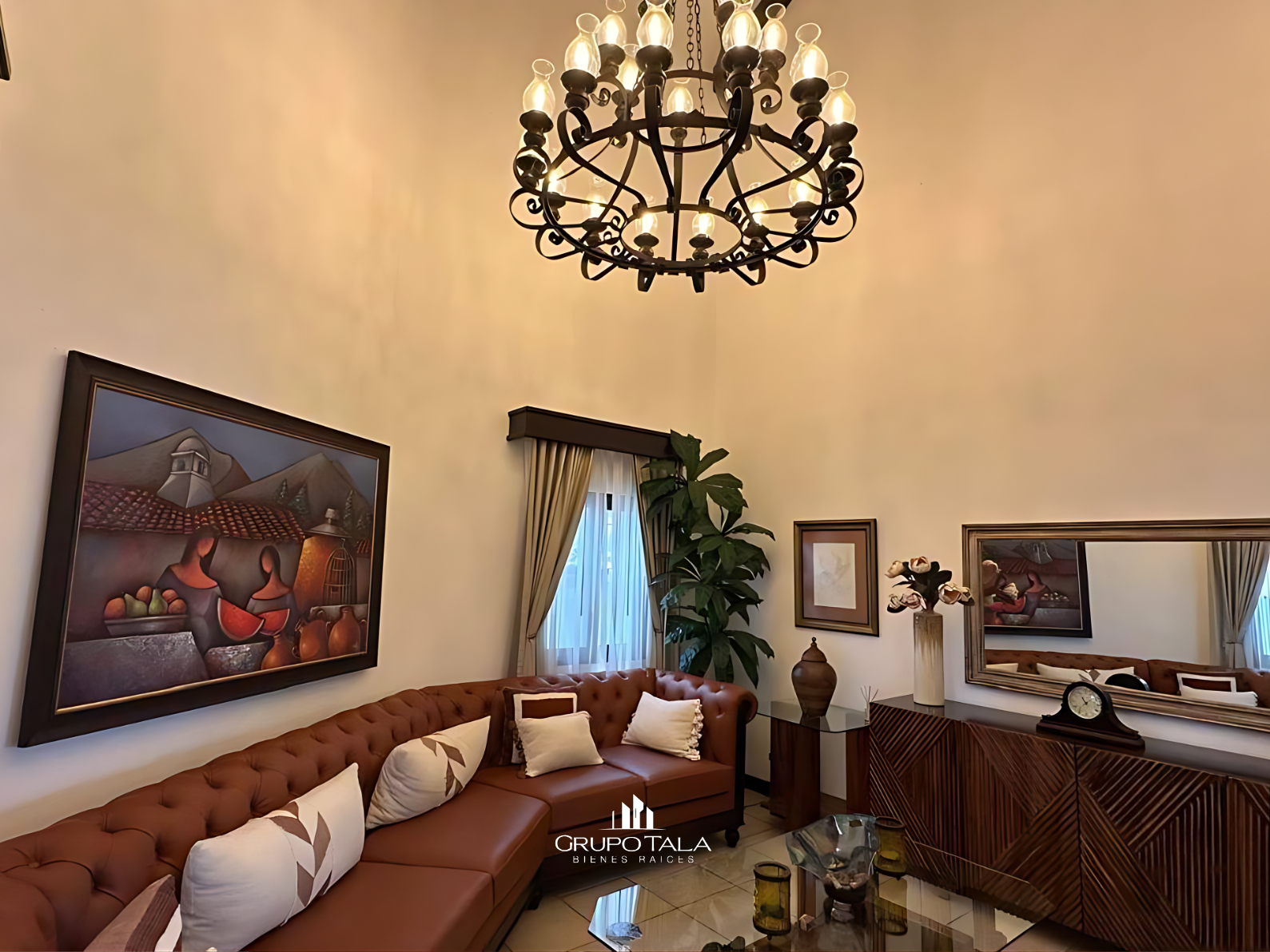 Casa en venta amueblada en Antigua Guatemala, Plazuela del Conquistador - Image 4