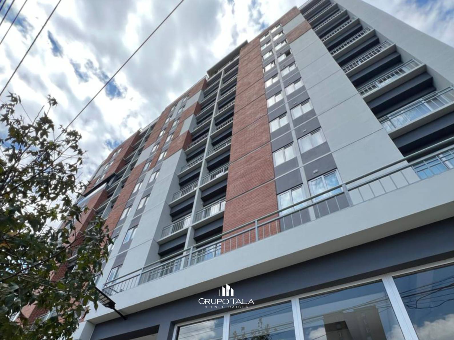 Apartamento amueblado en venta zona 7, Museo San Mateo - Image 1