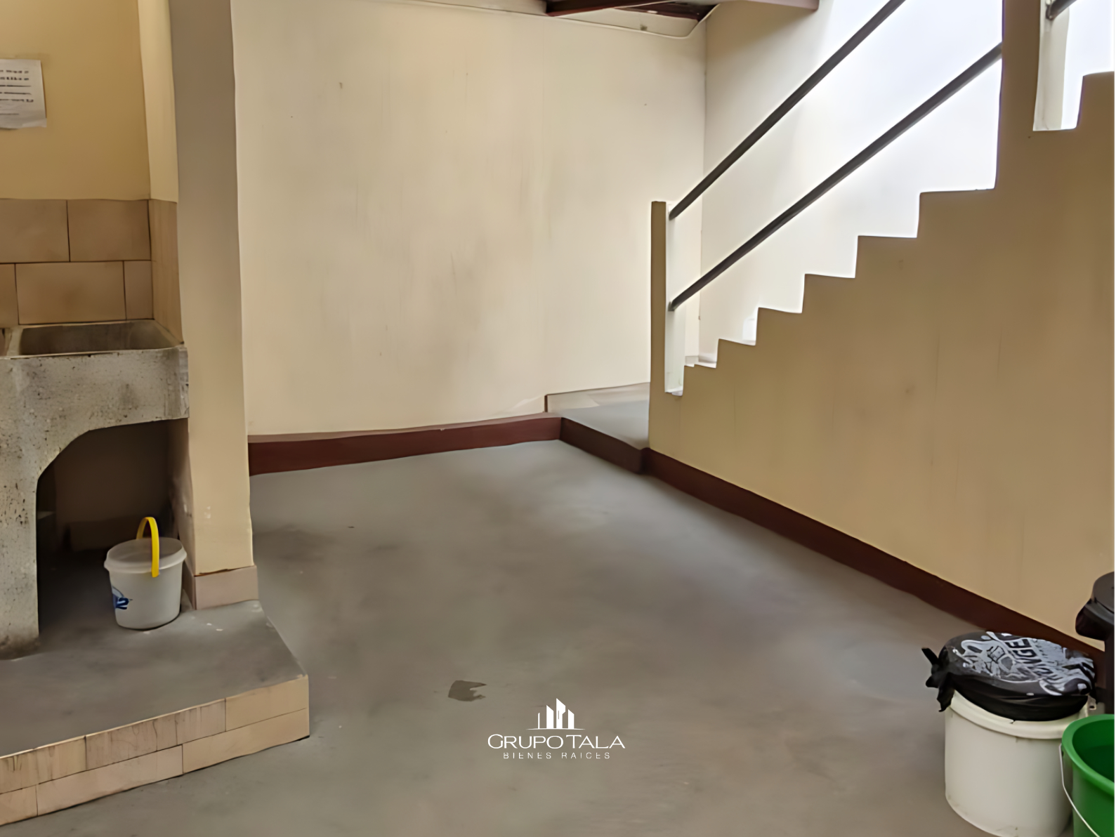 Casa en venta en zona 7, Quinta Samayoa - Image 3